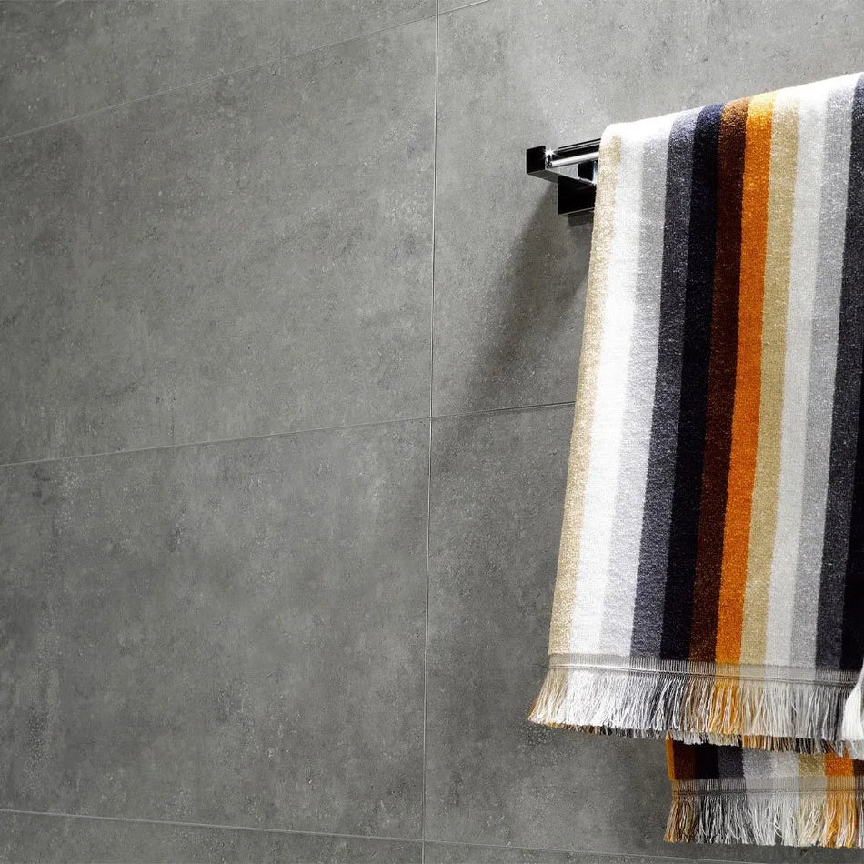 Dumawall+ Polished Concrete Bathroom Wall Tile 65x37.5cm – Waterproof Light Grey Concrete-Effect PVC Panel