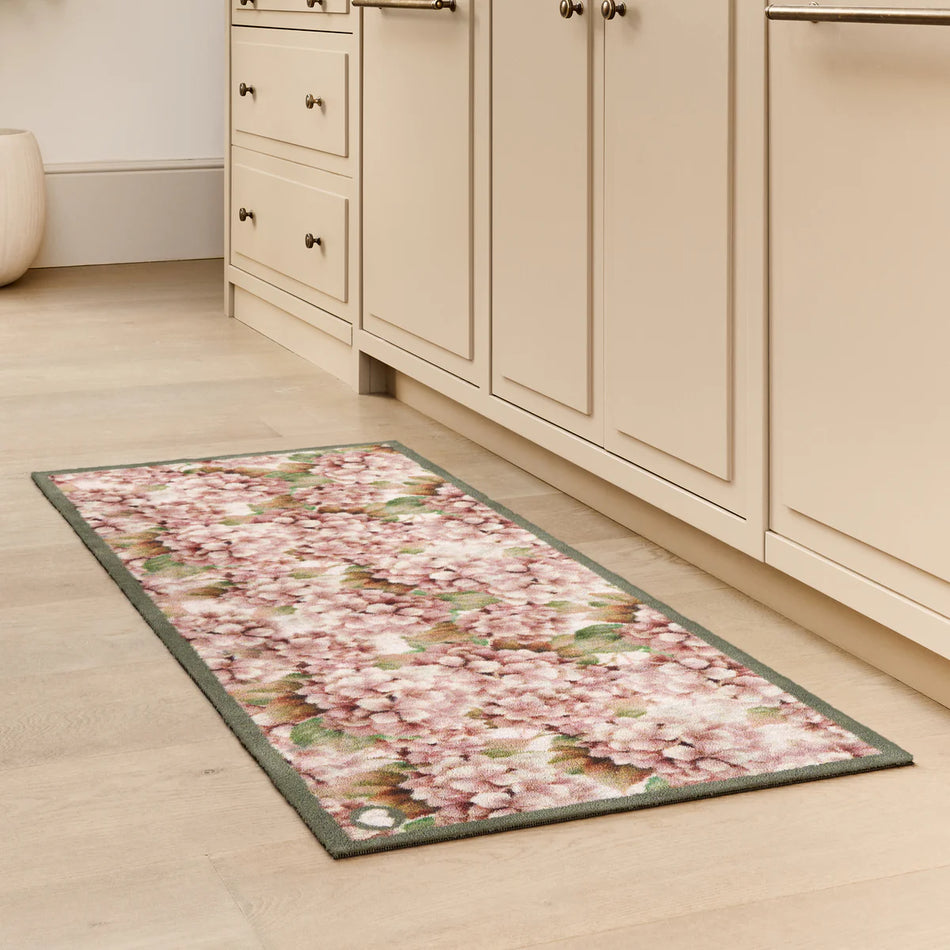 Hug Rug Wild Hydrangea – Botanical Doormat with Rust & Pink Flowers