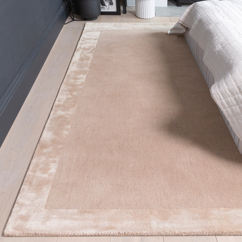 Hand woven neutral rug by Asiatic