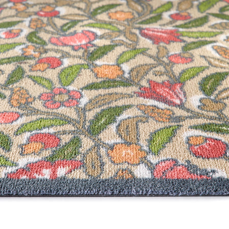 Close-up of Hug Rug May Floral pattern and tufts