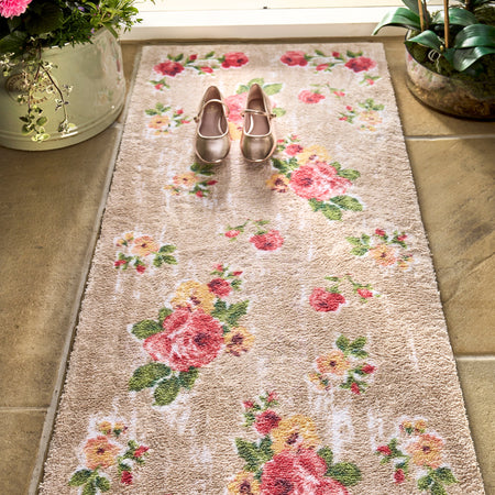 Vintage Rose Hug Rug runner in hallway setting
