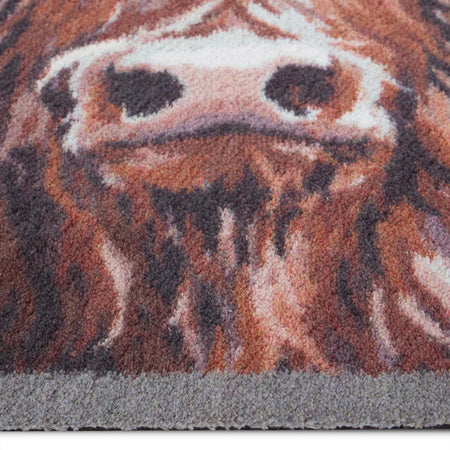 Close-up of Highland Cow detail on Hug Rug