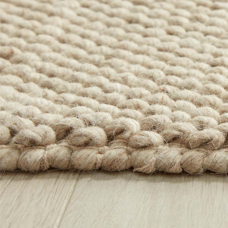 Close-up of La Playa rug fibres and colour detail