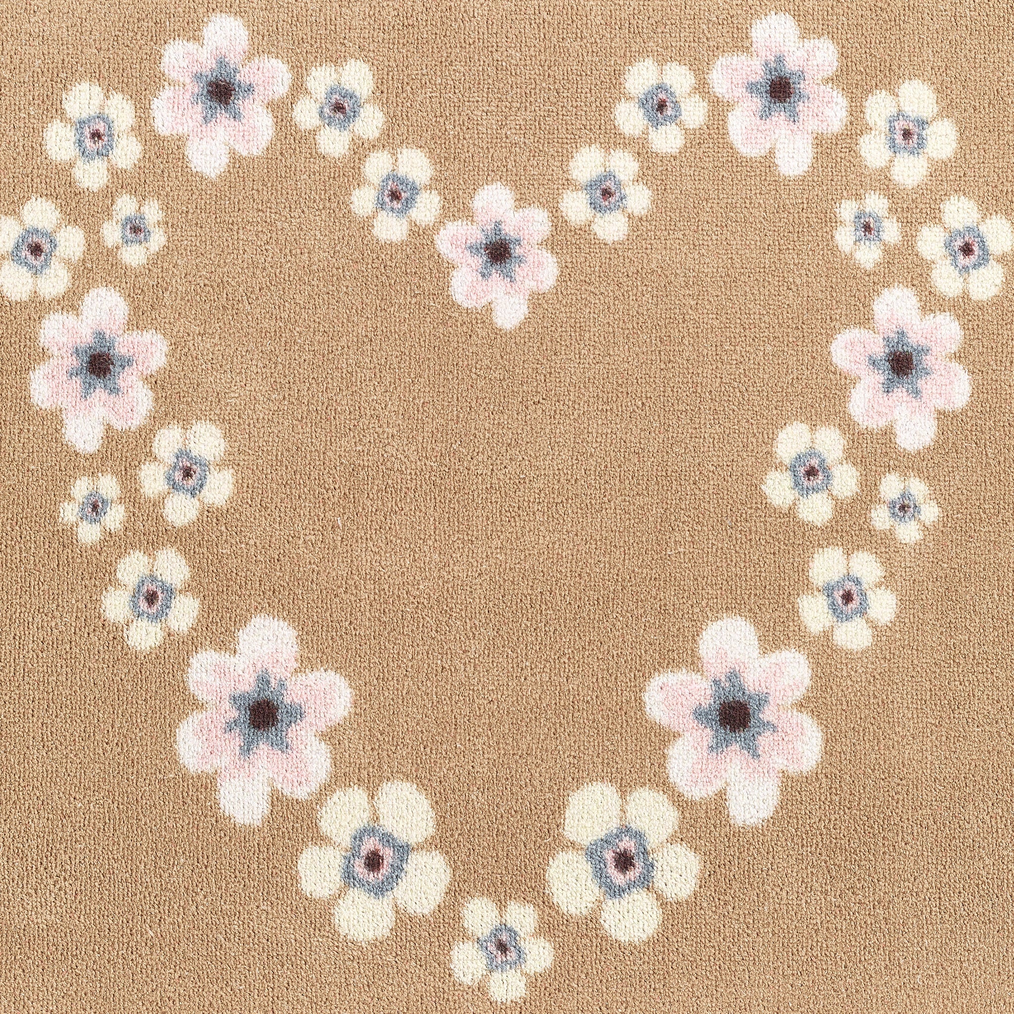 Close-up of Hug Rug Nature 15 floral heat pattern

