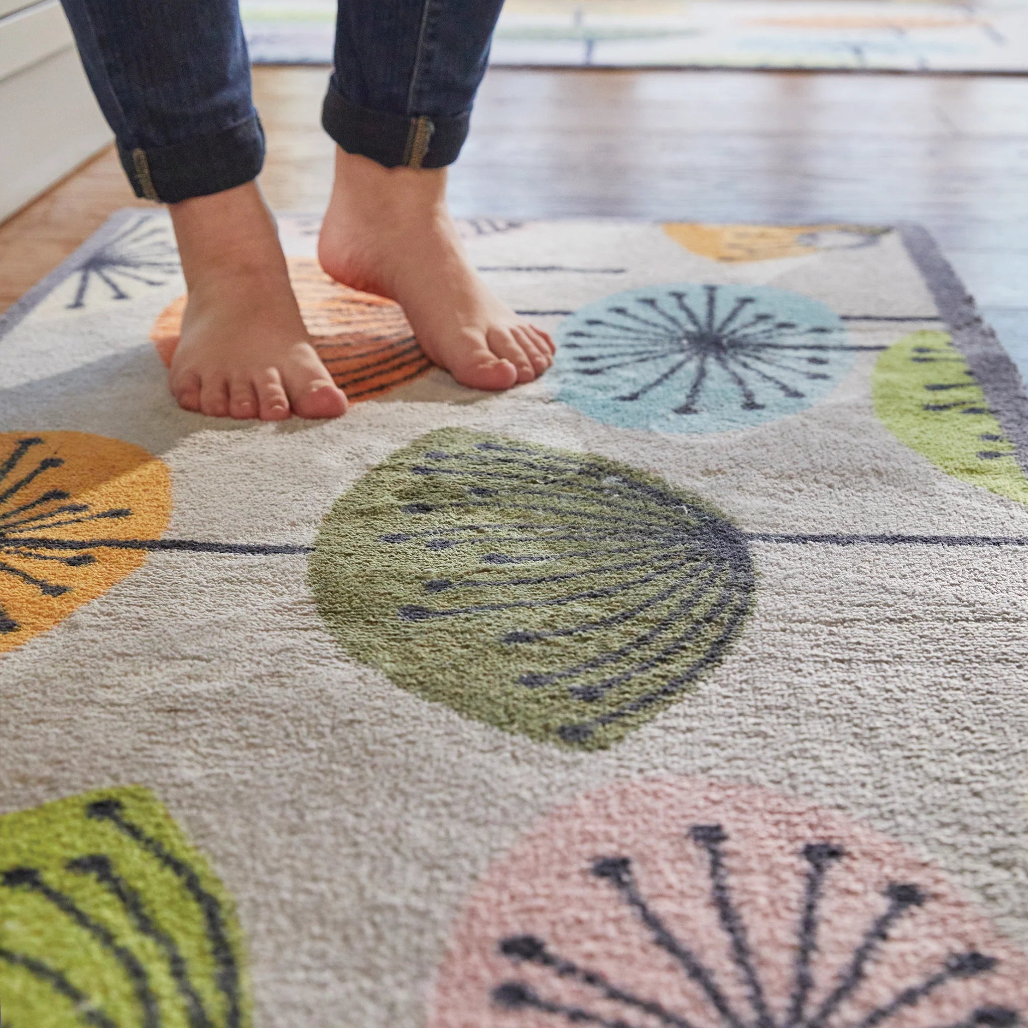 Eco-friendly doormat with beige and grey tones

