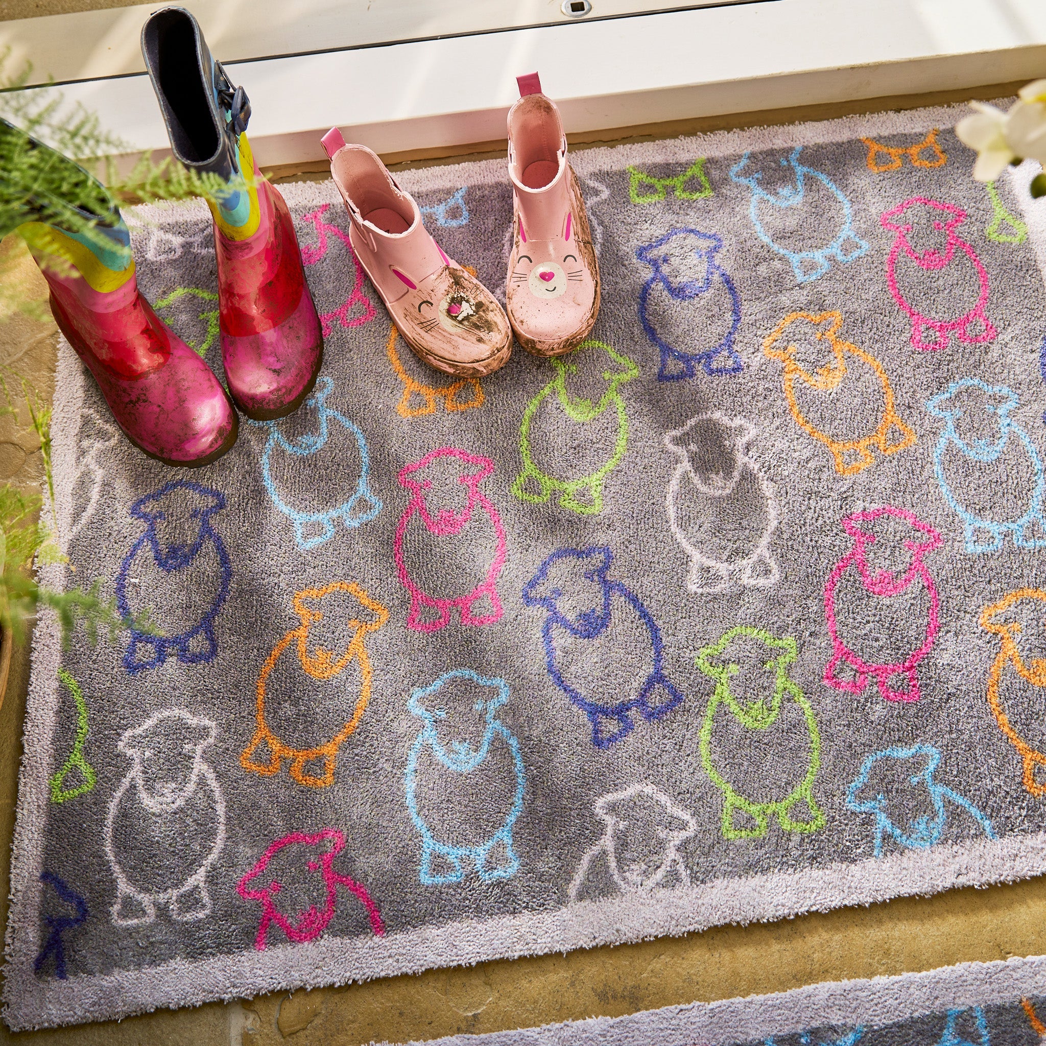 Machine washing Hug Rug Outline Herdy Doormat

