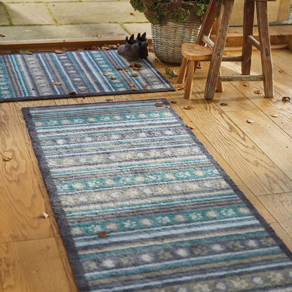 Hug Rug Pet 80 with non-slip dark grey border

