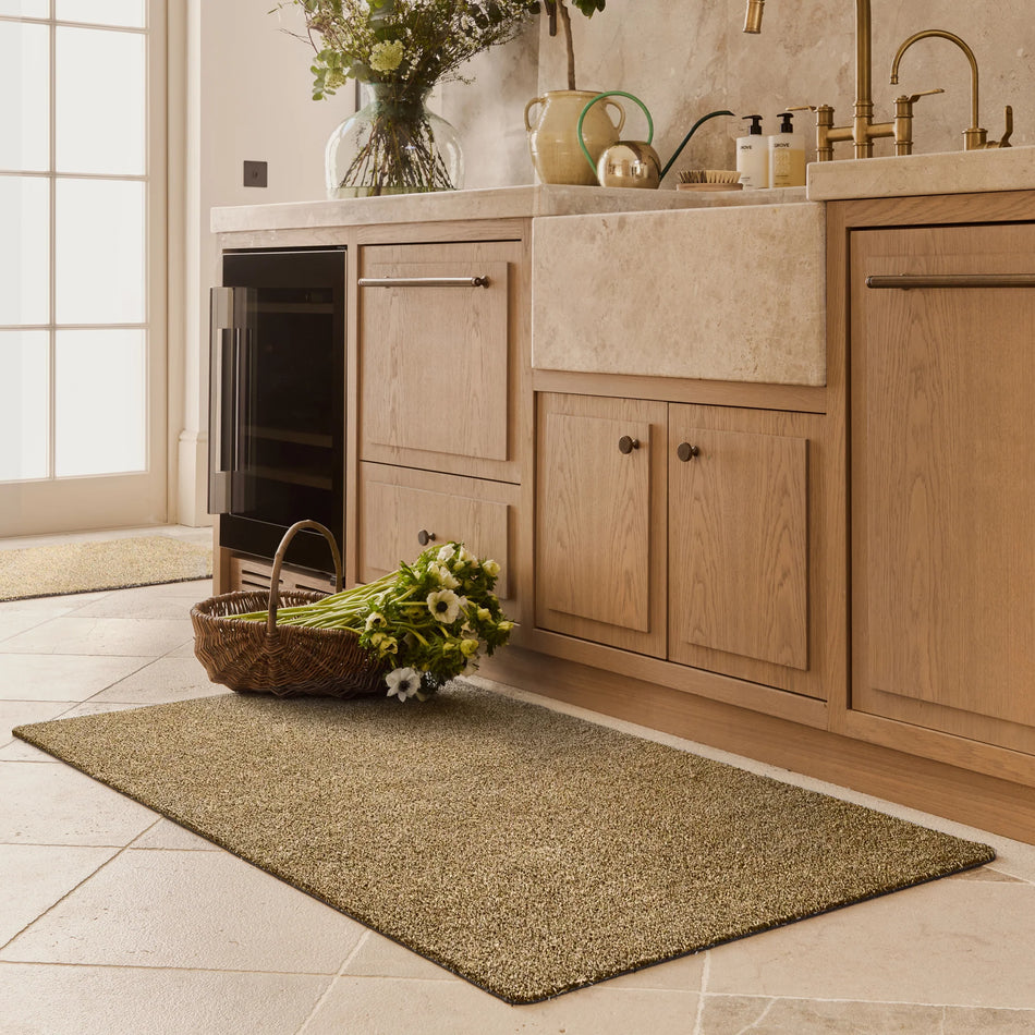 Neutral Hug Rug ideal for modern homes

