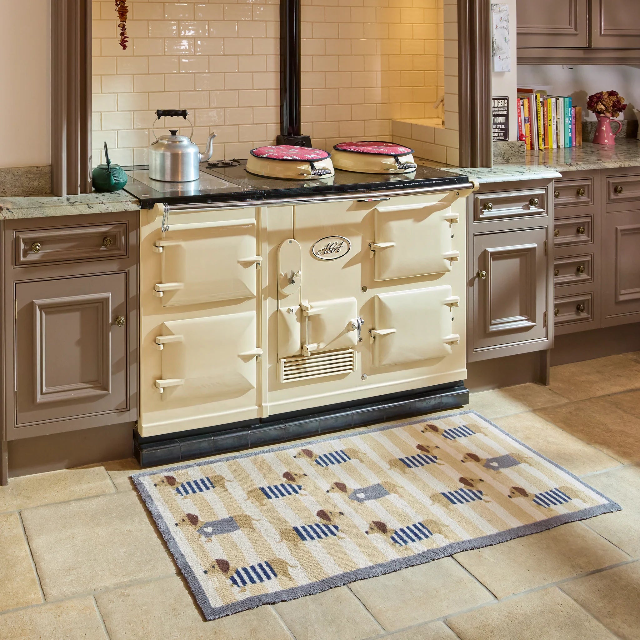 Sustainable sausage dog doormat for stylish UK homes

