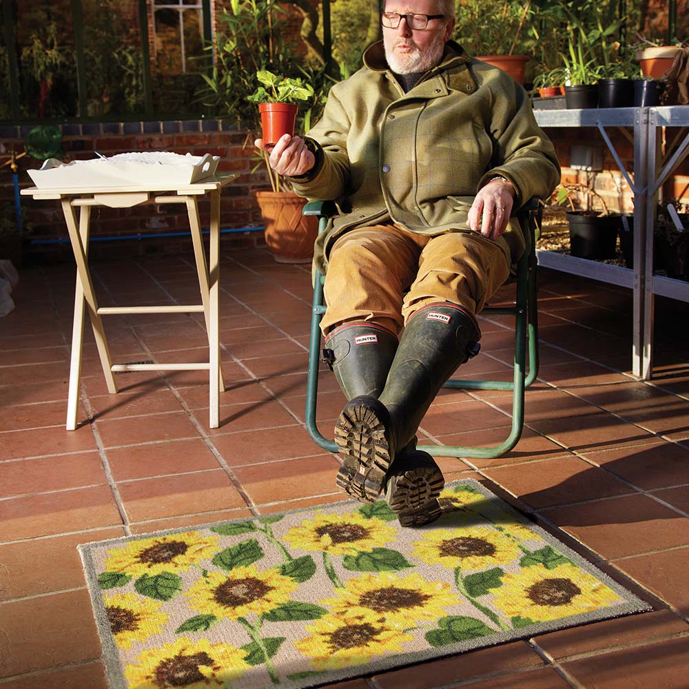 Hug Rug drying naturally after machine wash