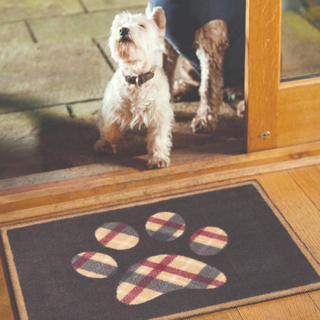 Eco-friendly recycled pet mat in classic tartan design

