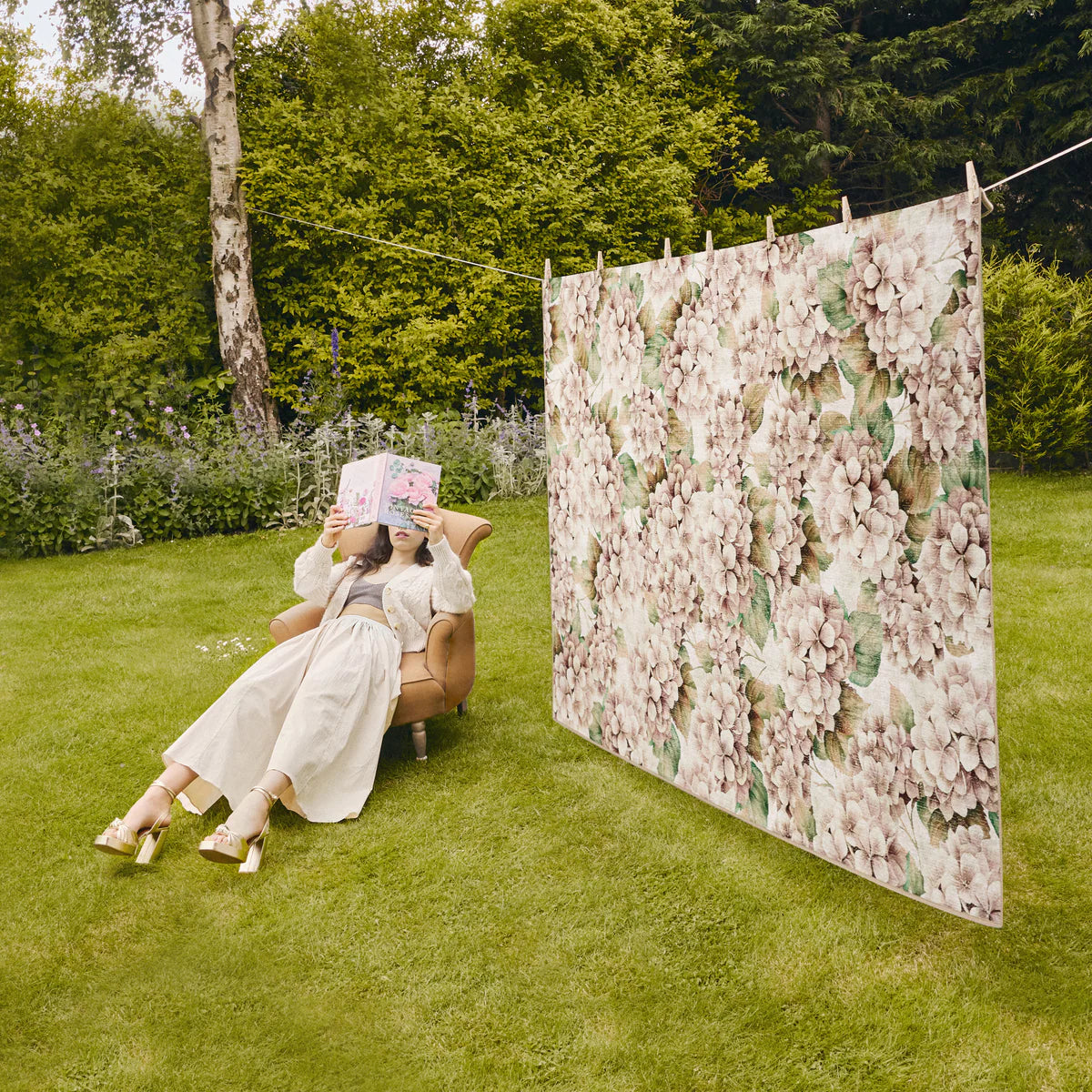 Natural rubber underside of Hug Rug Wild Hydrangea


