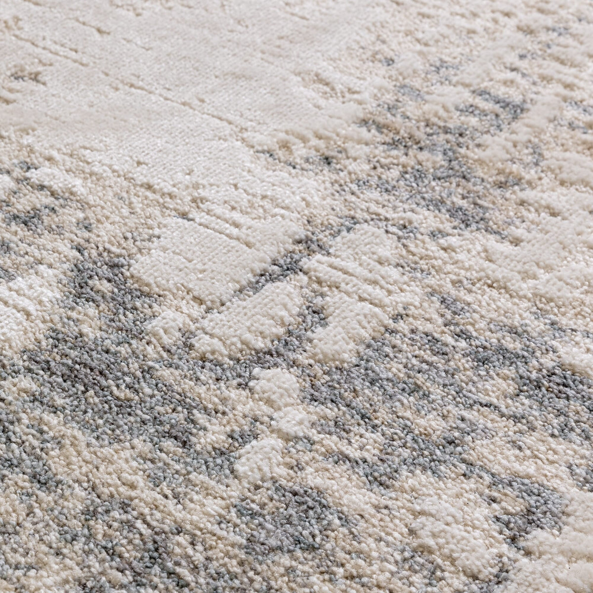 Neutral machine-woven rug by Asiatic

