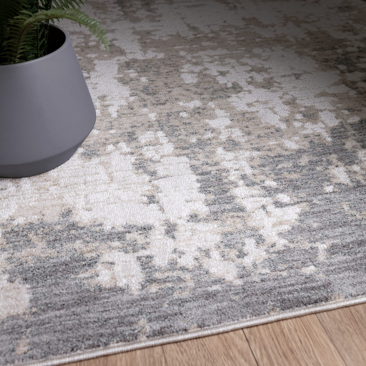 Close-up of 7mm pile texture on Anders AN01


