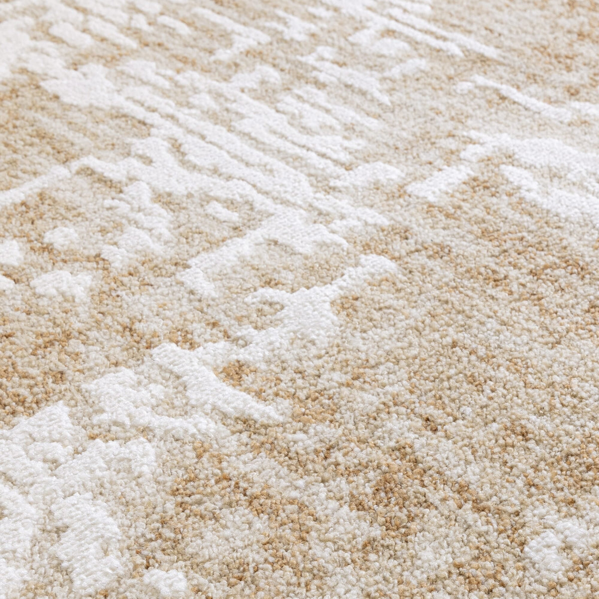 Modern minimal rug with 7mm pile

