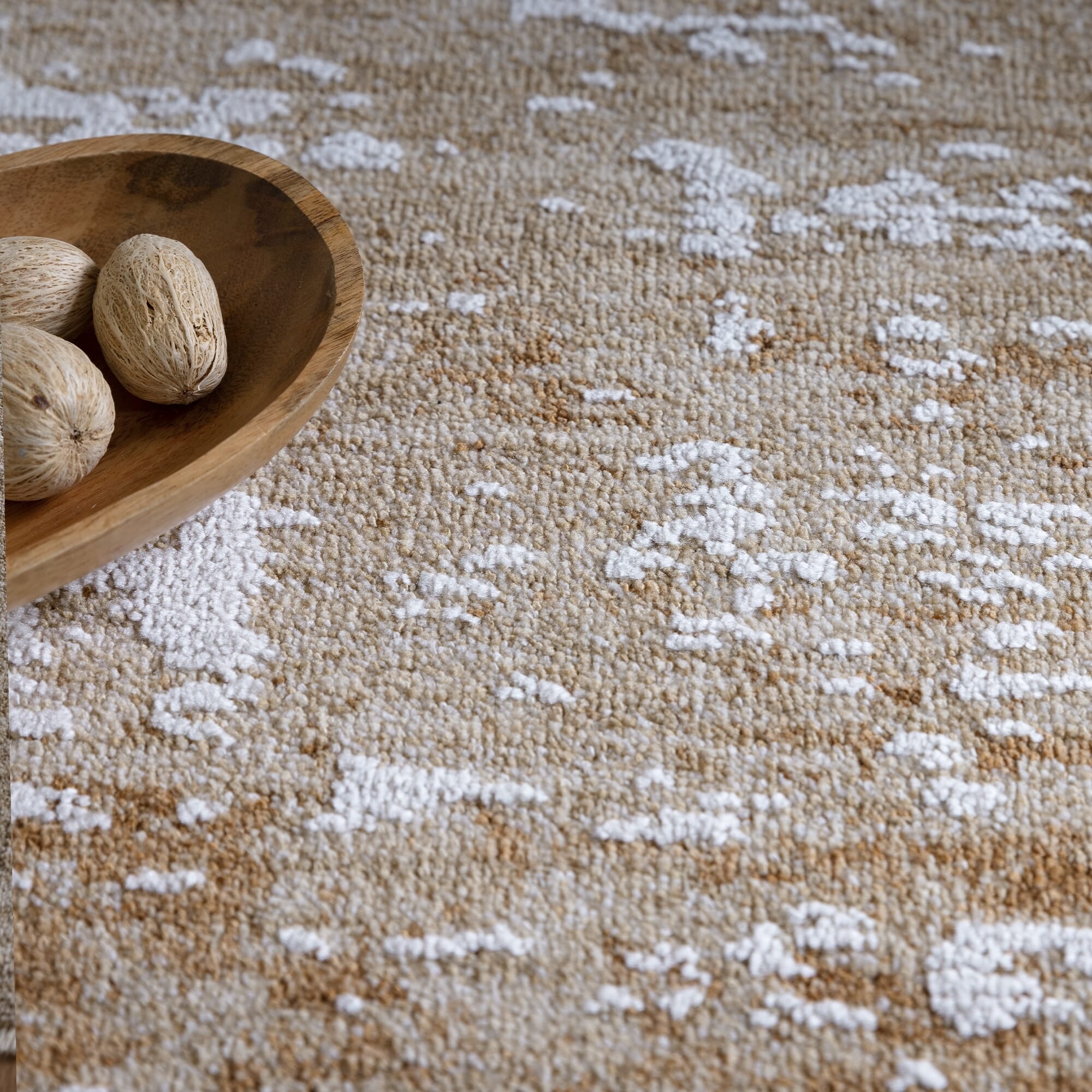Close-up of the soft textured pile on AN03 rug

