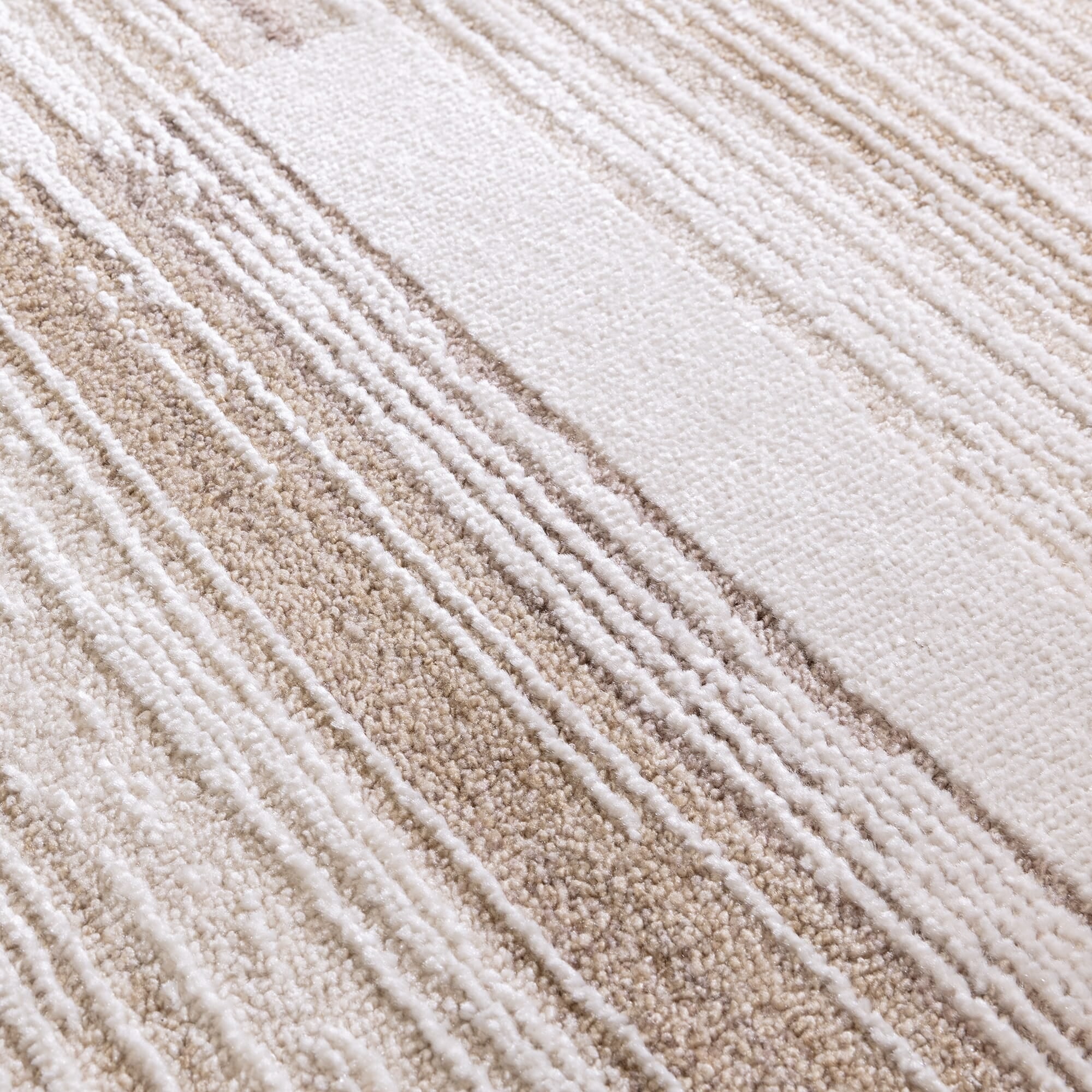 Asiatic rug in a minimalist bedroom

