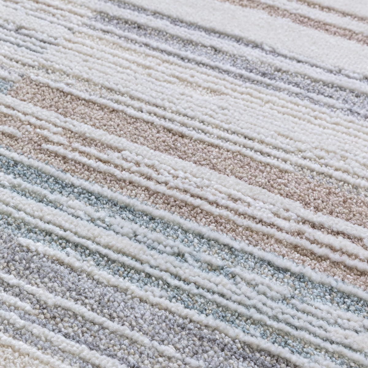 Soft sheen texture on Anders collection rug

