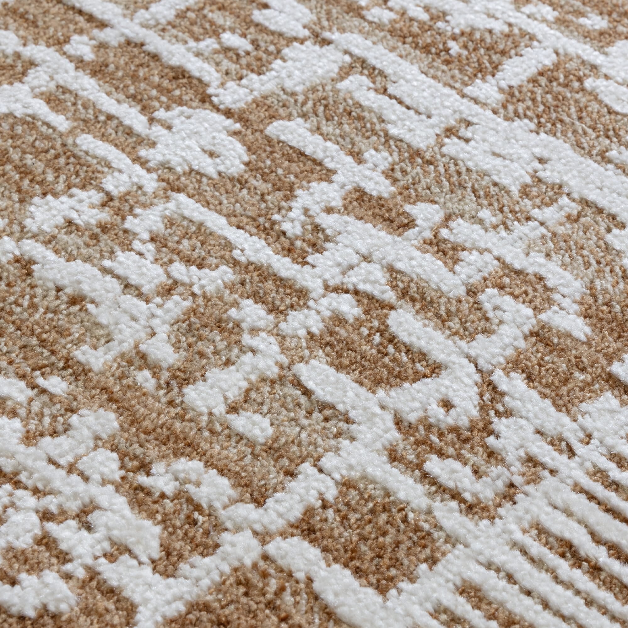 Light-toned rug for bedrooms and living spaces

