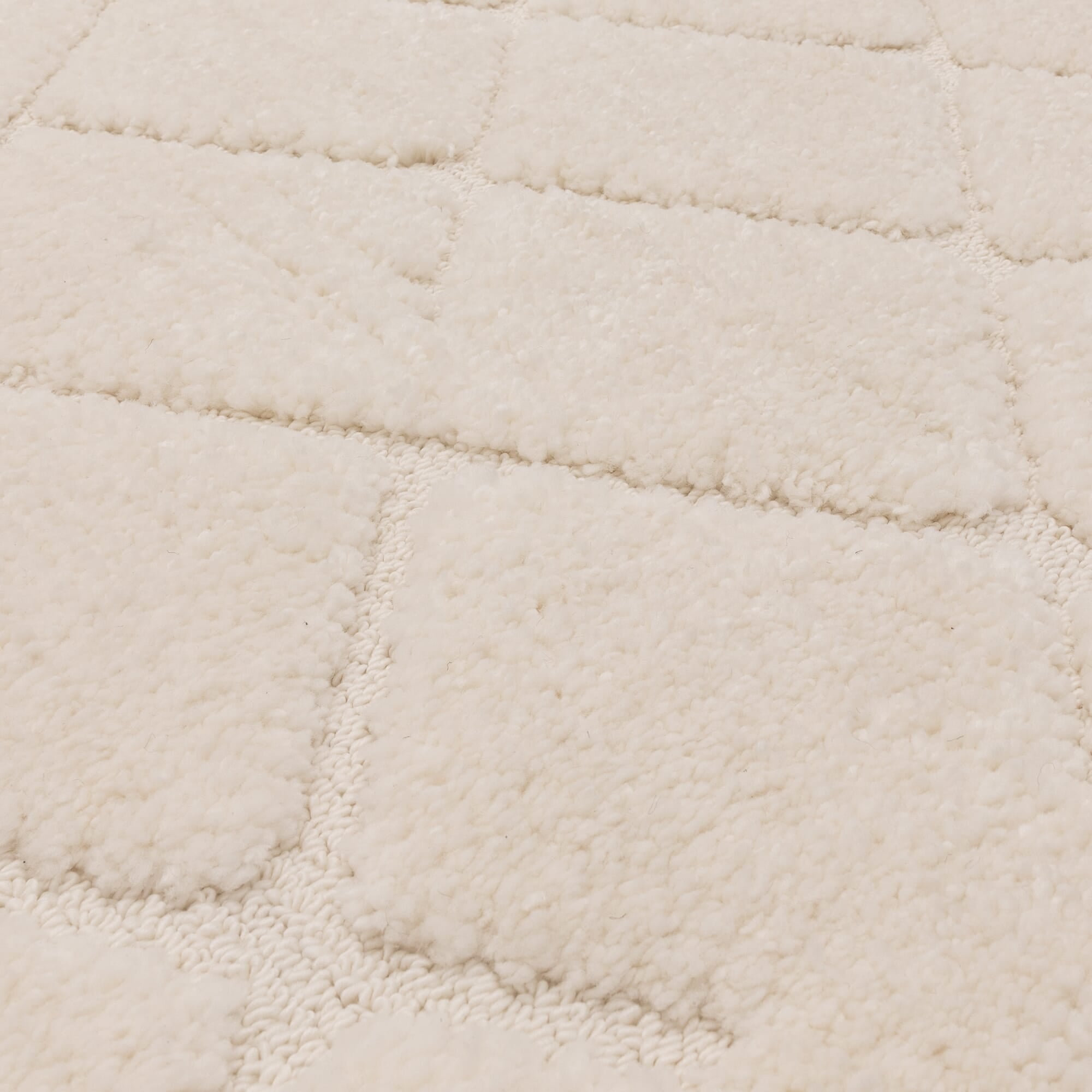 Tassel-edge Scandinavian rug design

