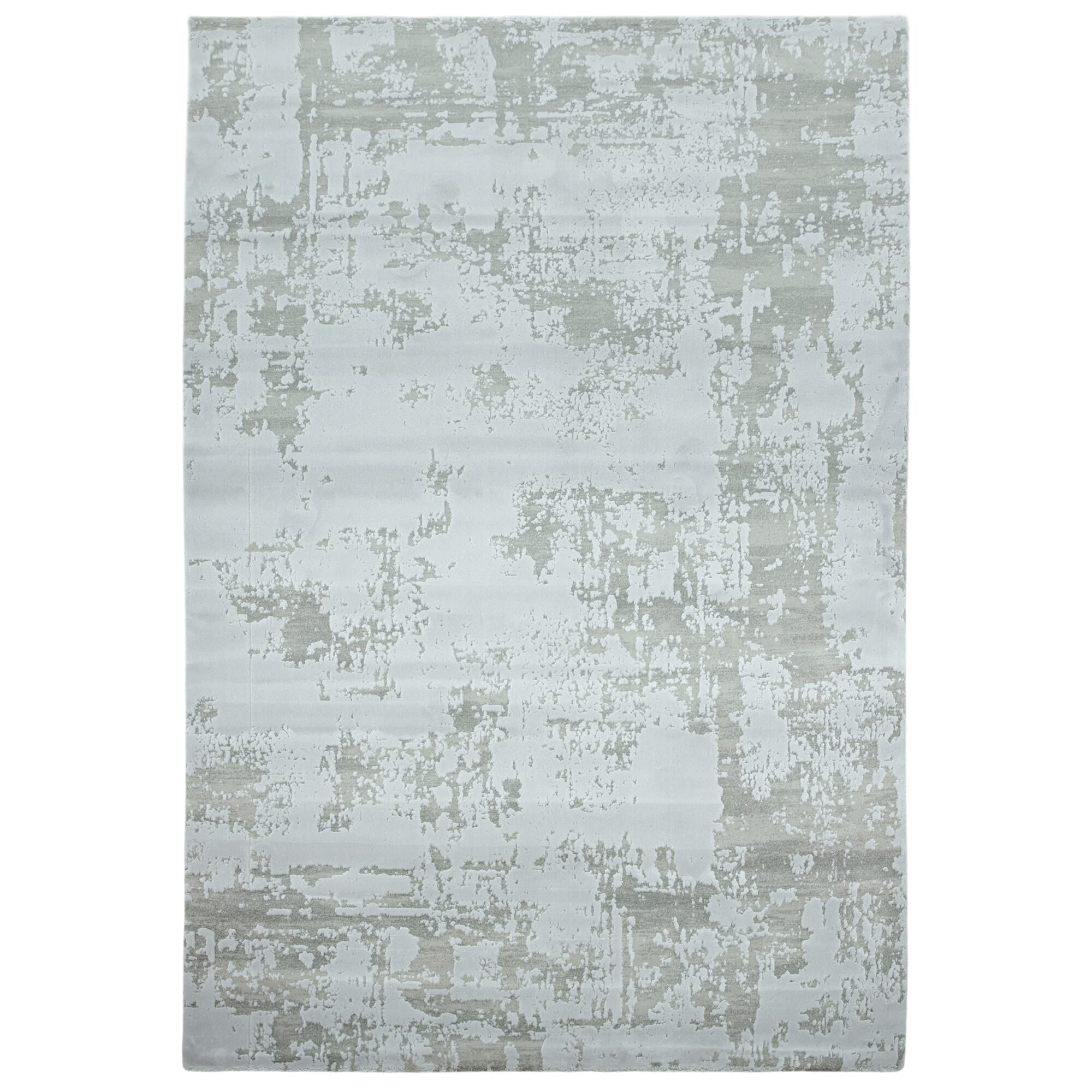 High-shine silver rug with metallic finish

