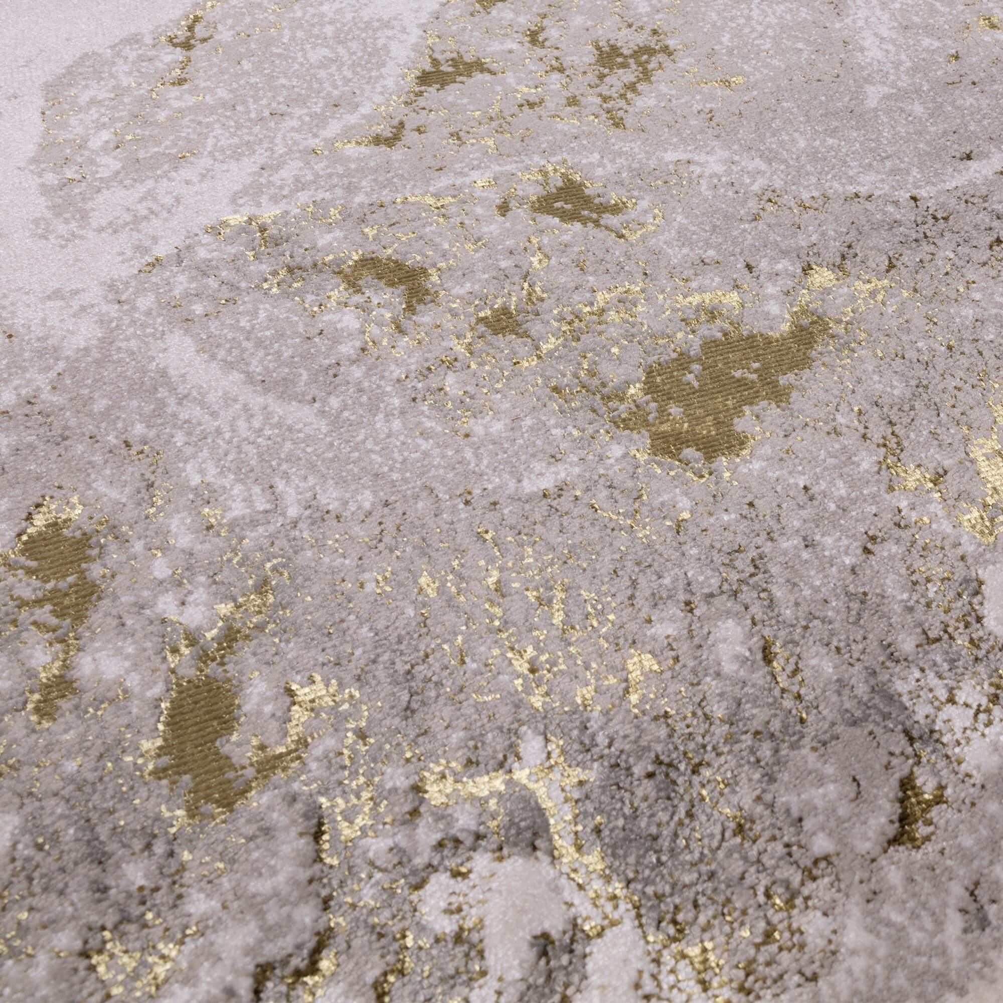 Asiatic Aurora Lustre Rug close-up texture

