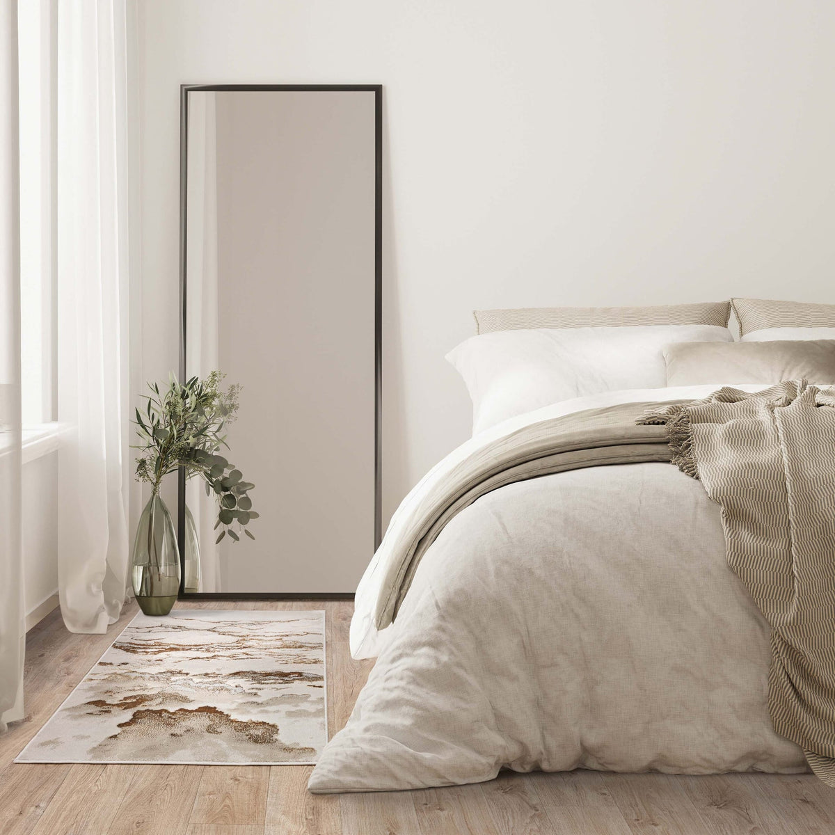 Linea Metallic Rug runner in modern bedroom