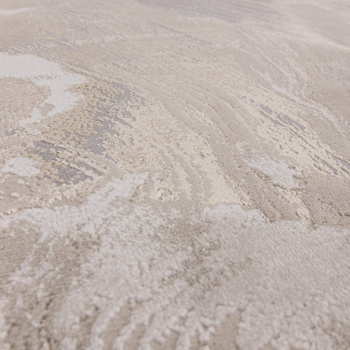 Close-up of Asiatic Aurora Etch rug texture

