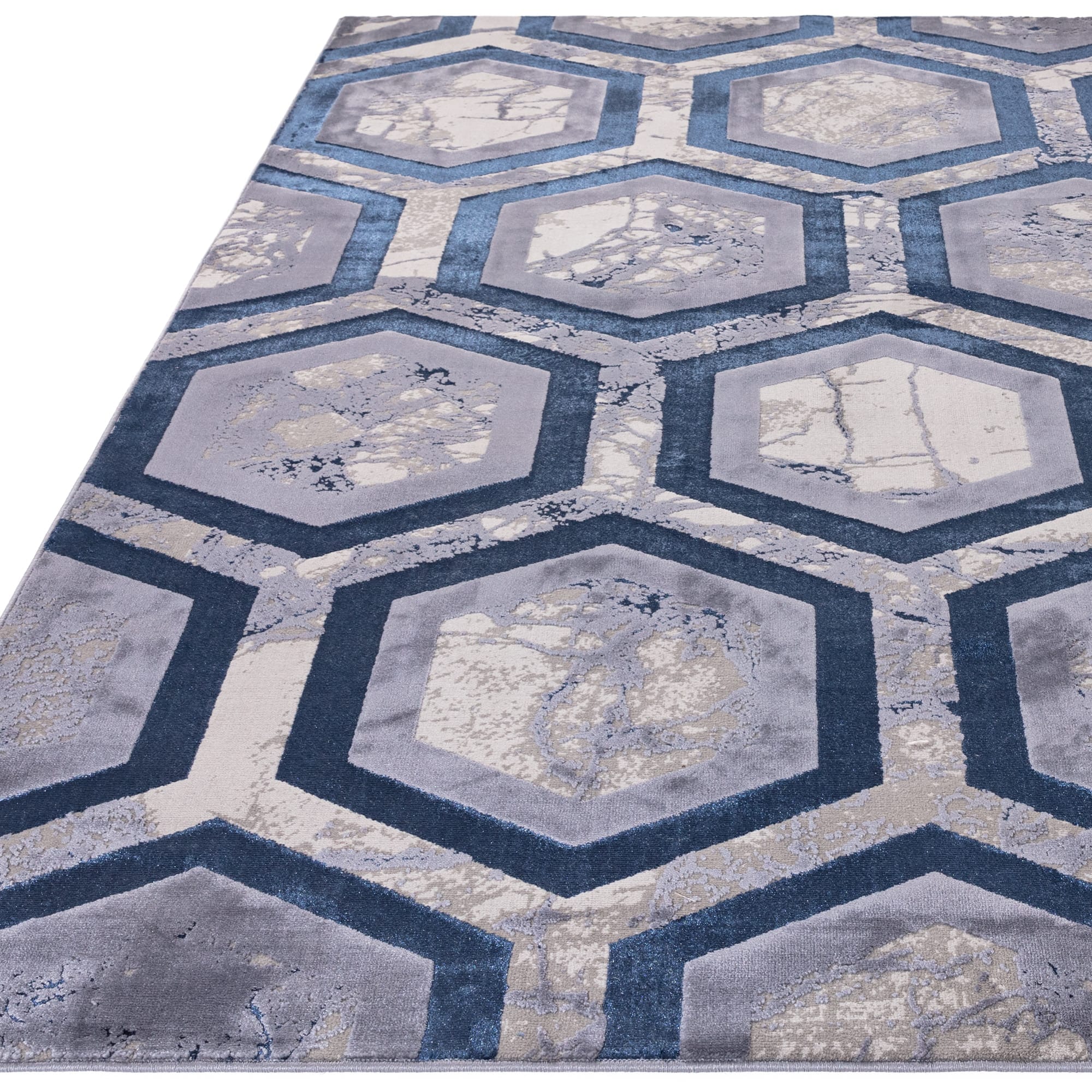 Asiatic Aurora Hexagon Rug close-up texture

