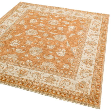 CB07 design in warm muted tones

