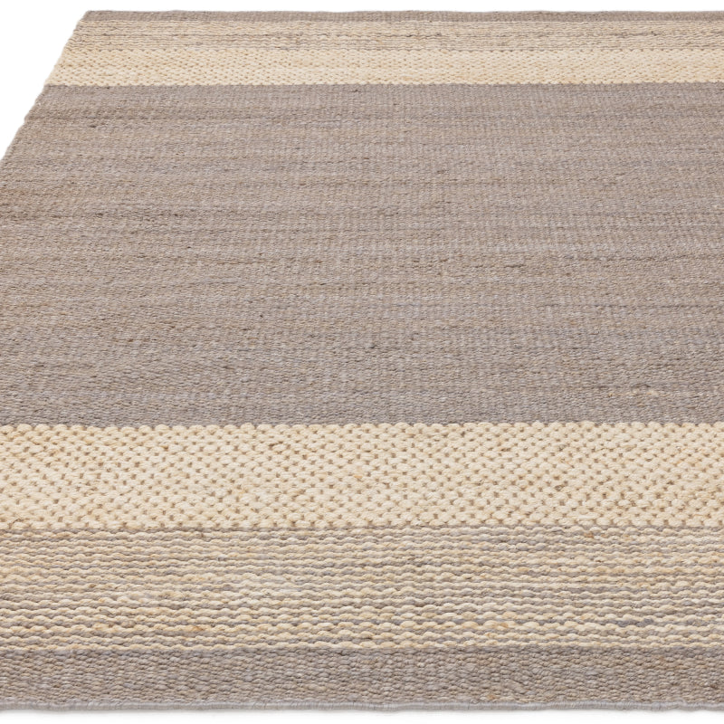 Flatweave rug in natural and grey tones

