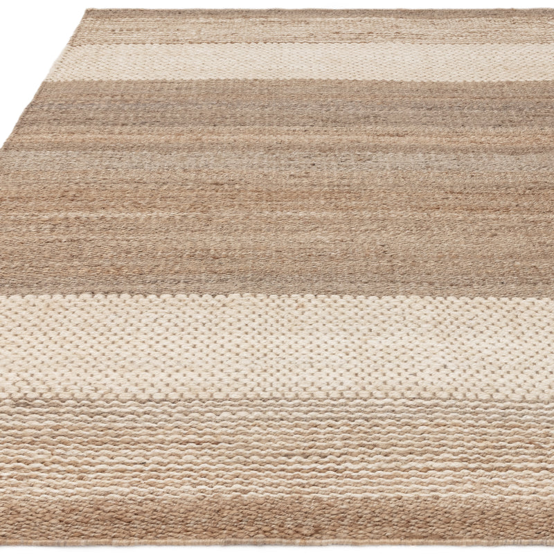 Ivory accented natural rug

