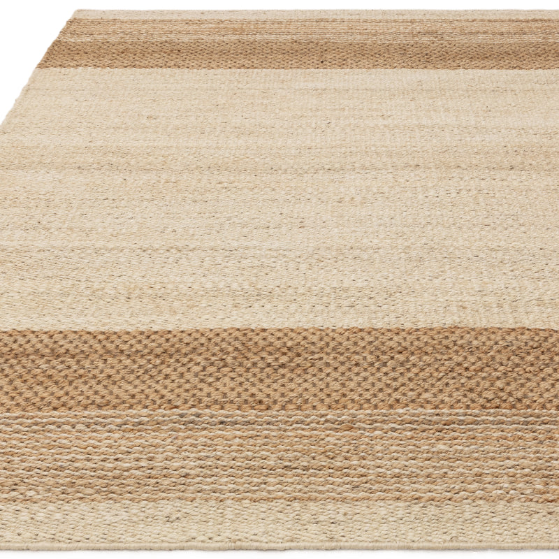 Natural fibre rug with 8mm pile height

